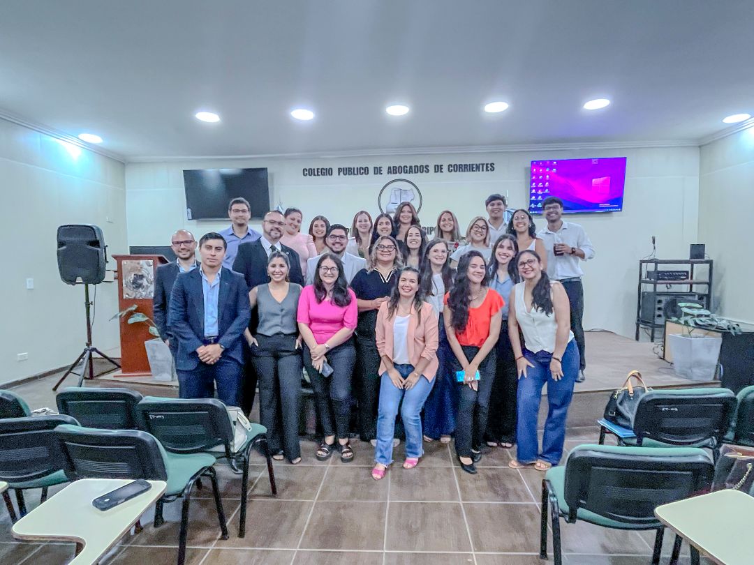 Educación financiera para profesionales independientes en el ciclo “Protagonistas del cambio”