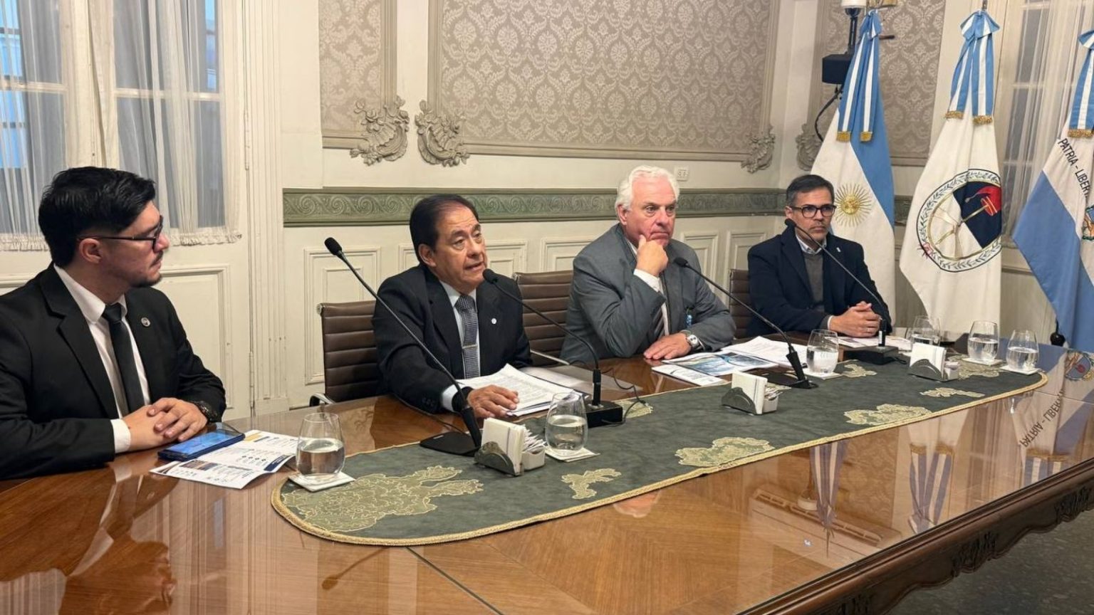 El STJ presentó a los Colegios de Abogados una propuesta de reorganización del Poder Judicial